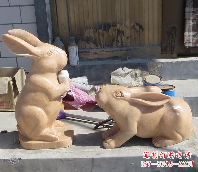 菏泽兔子石雕公园动物摆件