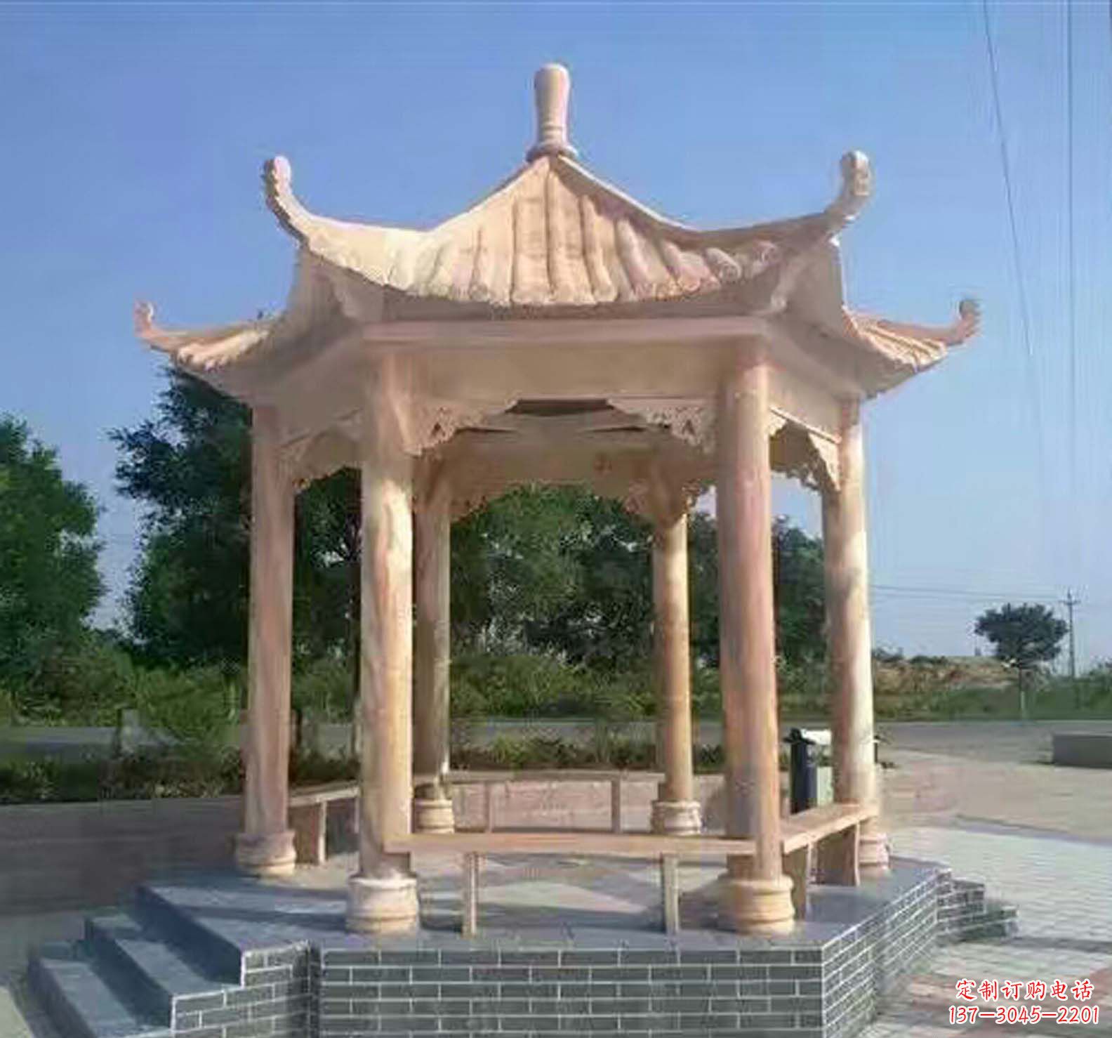 菏泽晚霞红公园景观凉亭