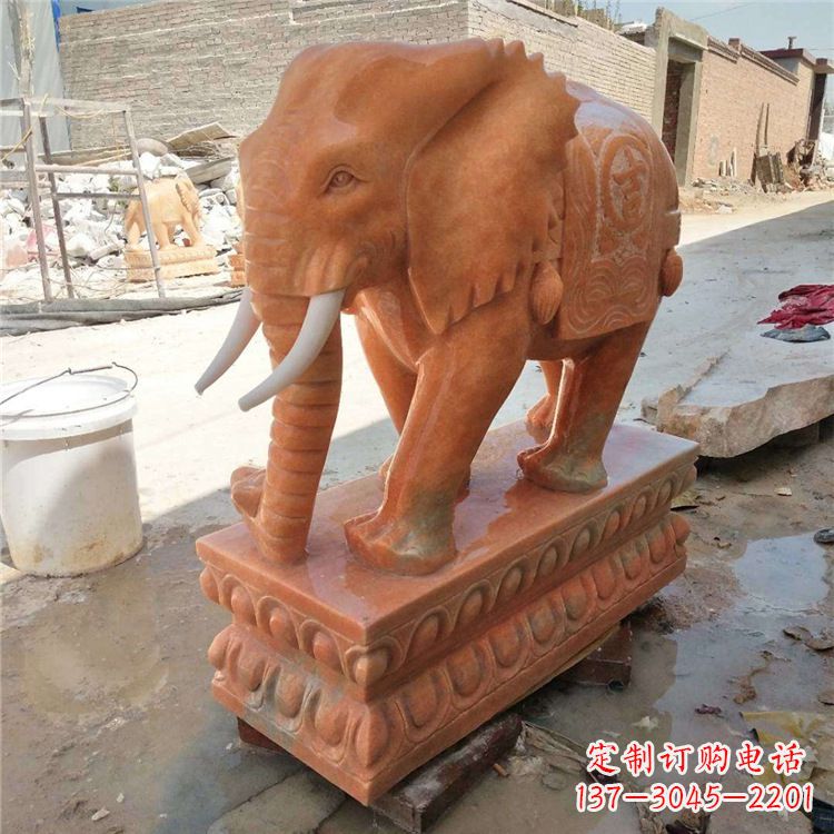 菏泽晚霞红石雕大象