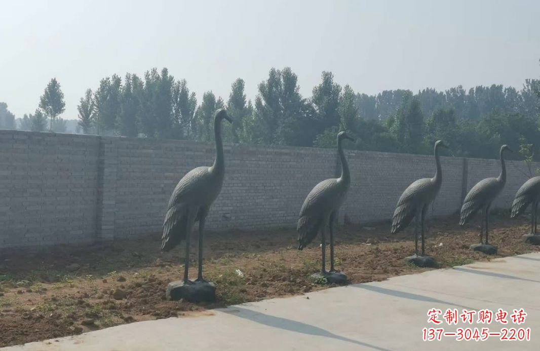菏泽仙鹤抽象铜雕