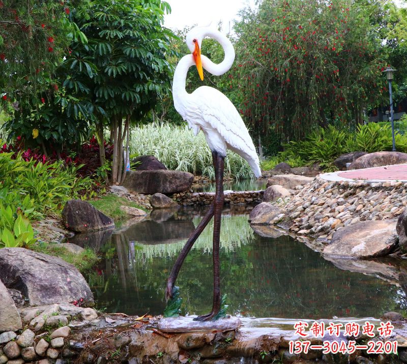 菏泽仙鹤雕塑摆件