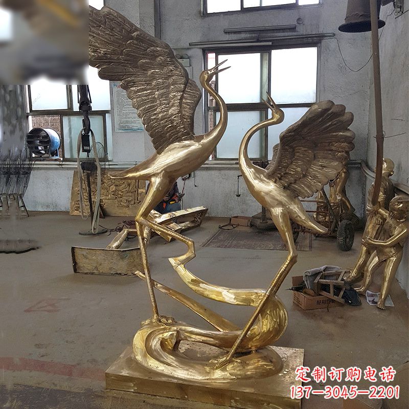 菏泽仙鹤铜雕景观