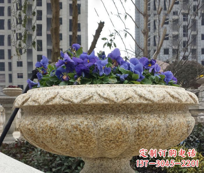 菏泽小区景观大理石花盆石雕