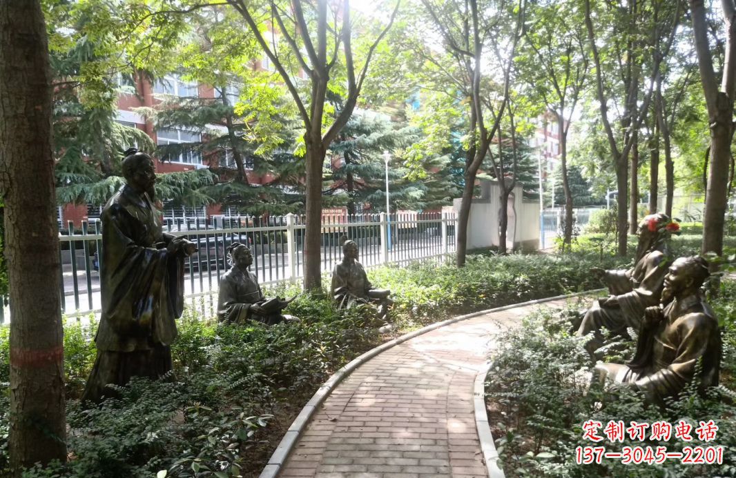 菏泽校园古代名人孔子讲学铜雕