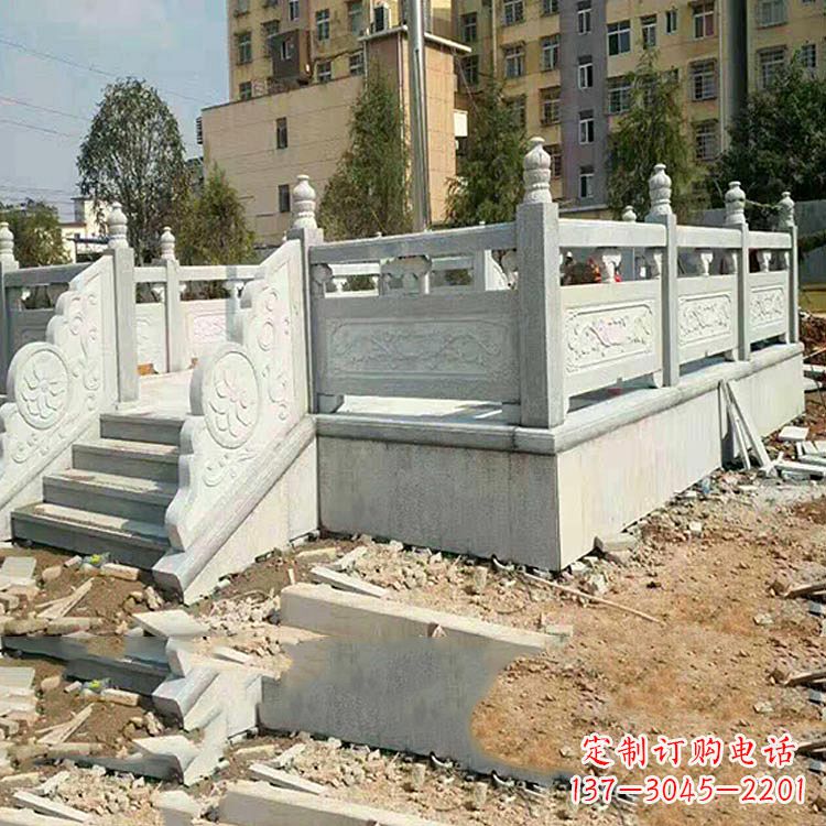 菏泽校园青石升旗台