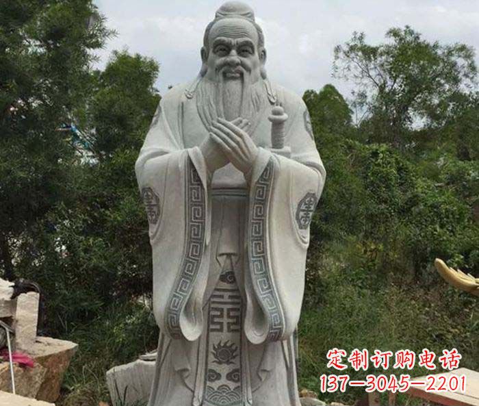 菏泽校园人物孔子石雕