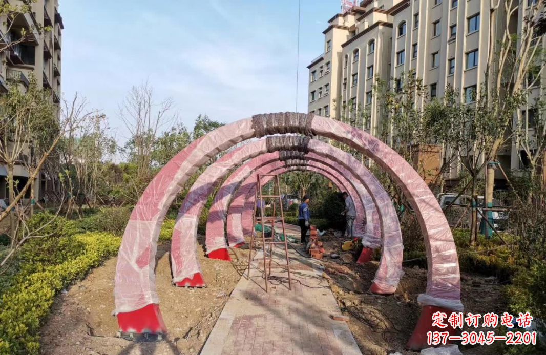 菏泽园林不锈钢拱门景观雕塑