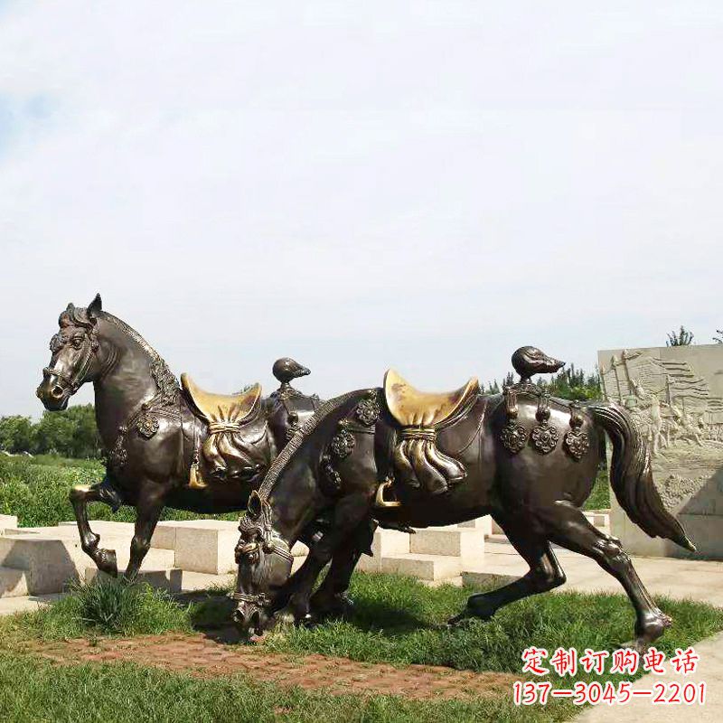 菏泽战马群公园景区动物情景雕塑