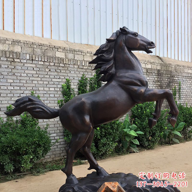 菏泽铸铜马儿雕塑